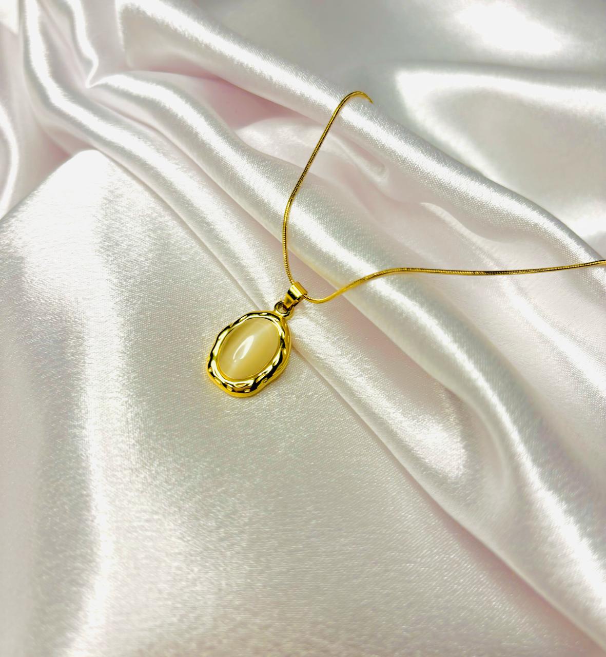 Eternal Glow Oval Necklace