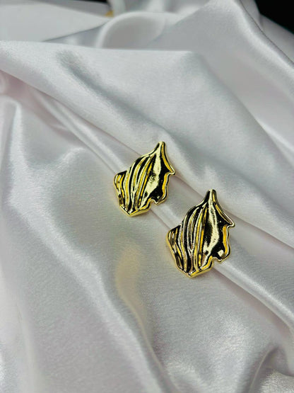 Golden Leaf Earrings