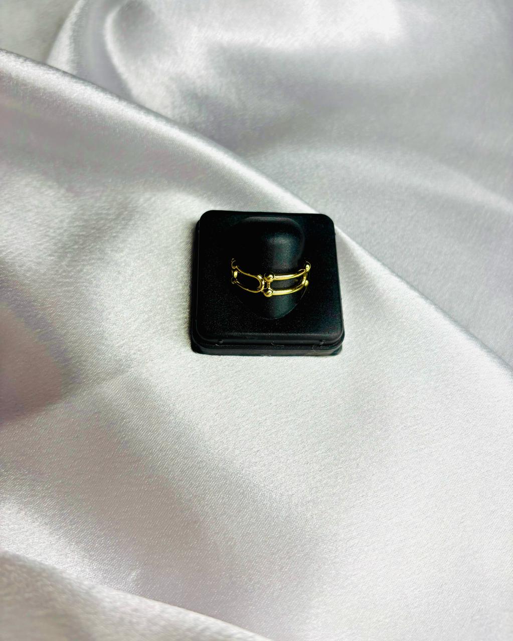 Golden orbit Ring
