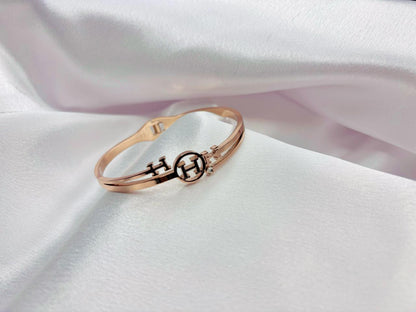 Halo Charm Rose-Gold Bracelet